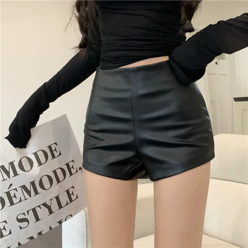 PU Leather Shorts Women Solid  - Street Fashion Korean Girl 评论和价格