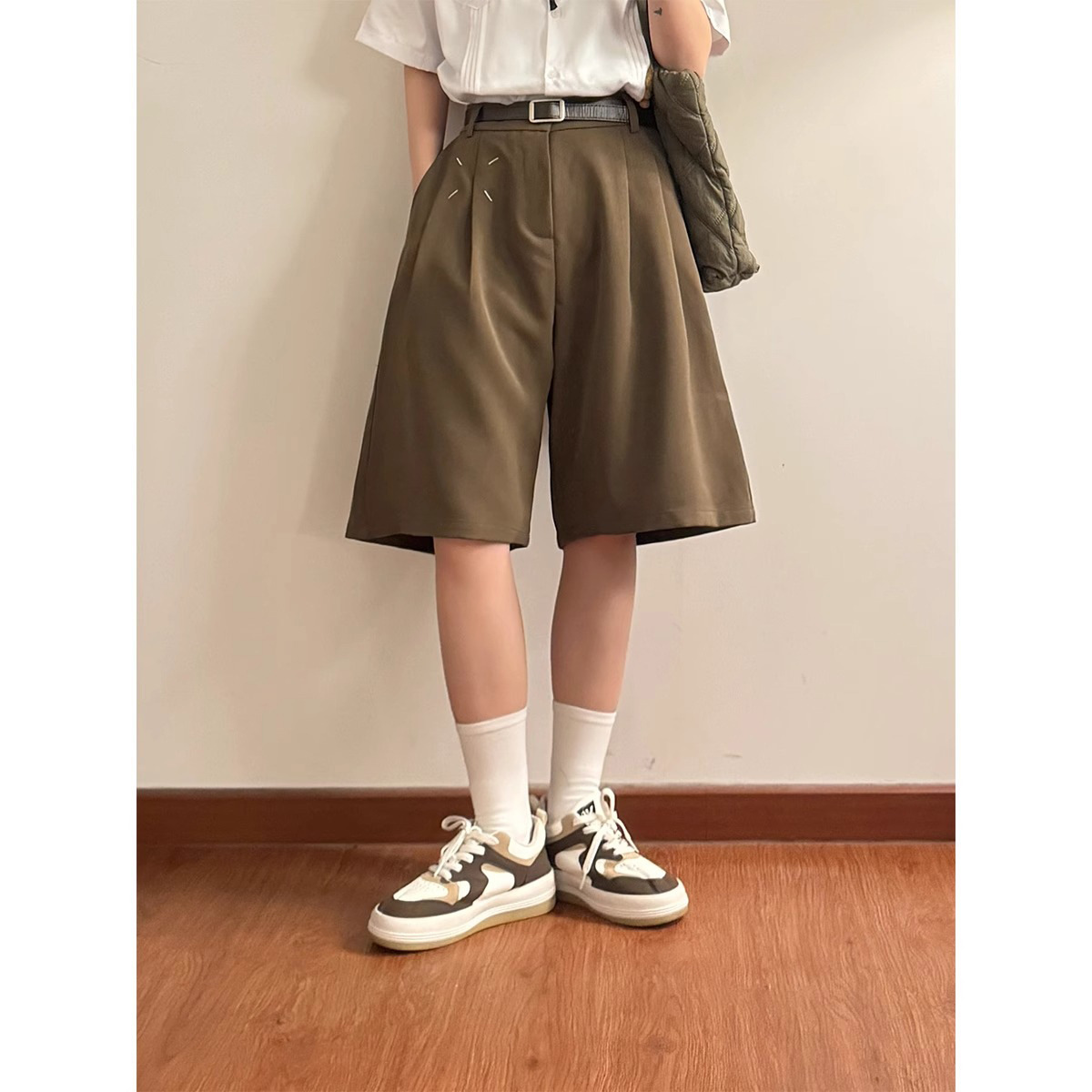 Vintage Streetwear Shorts Men  - Street Fashion England 评论和价格